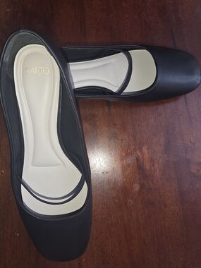 Franco Sarto Black Ballet Flats with Ivory Insole